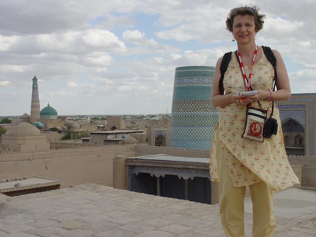 09-05-14_17-19-50khiva-161.JPG - retour sur la terrasse de la forteresse