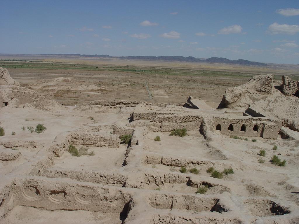 09-05-15_10-38-56khorezm-015.JPG - Toprak Kala (1°s avant, 4° après JC): ancienne capitale du Khorezm