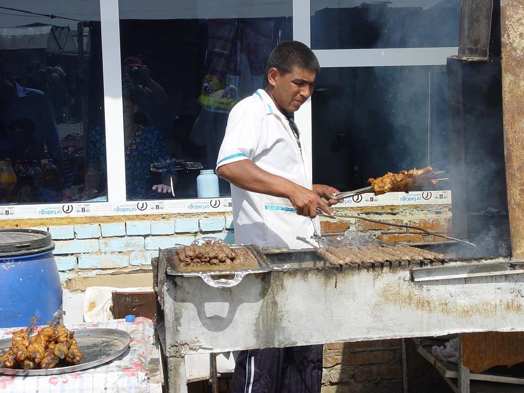 09-05-17_10-31-18Tolkoutchka-041.JPG - shichlik (brochettes)