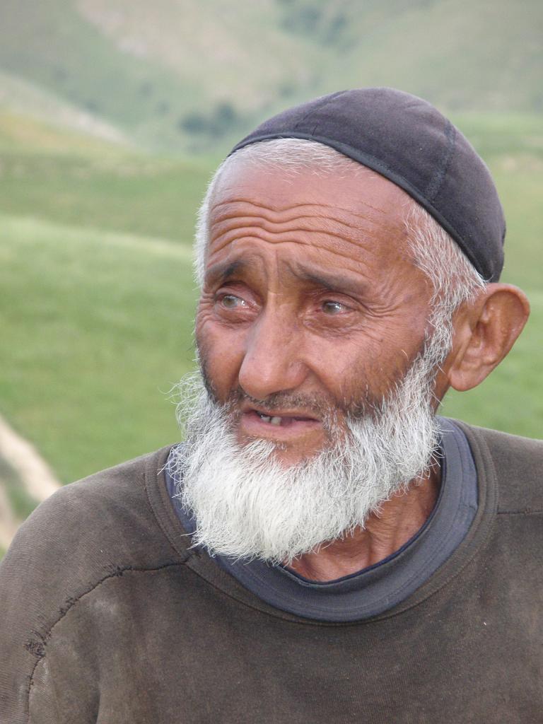 09-05-25_18-14-05Ayokchi-040.JPG - Il est berger